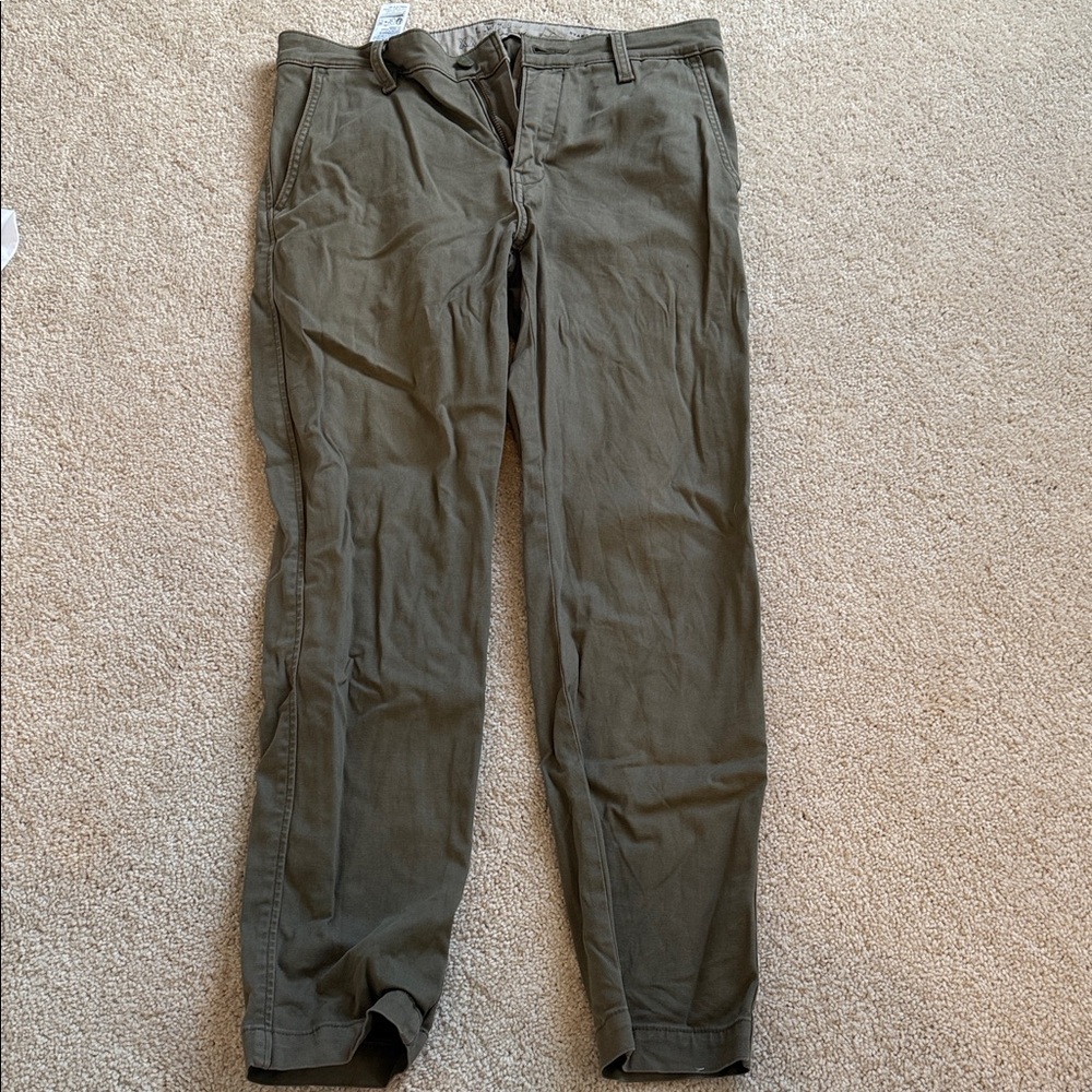 Men's Chino Pants